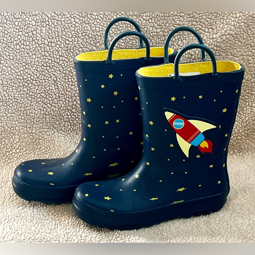 Cat & Jack Spaceship Rocket Planets Navy Boys Rain Boots Size 12 VGUC
